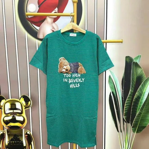 Đầm form suông tay ngắn cổ tròn sọc in hình