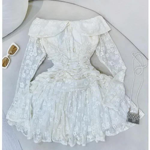 Đầm hoa trễ vai nhún xếp