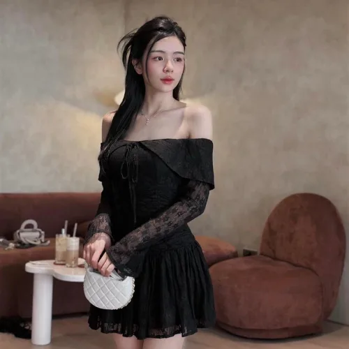 Đầm hoa trễ vai nhún xếp