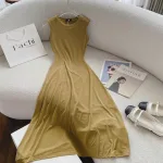 Đầm maxi 3 lỗ cổ tròn 2 màu