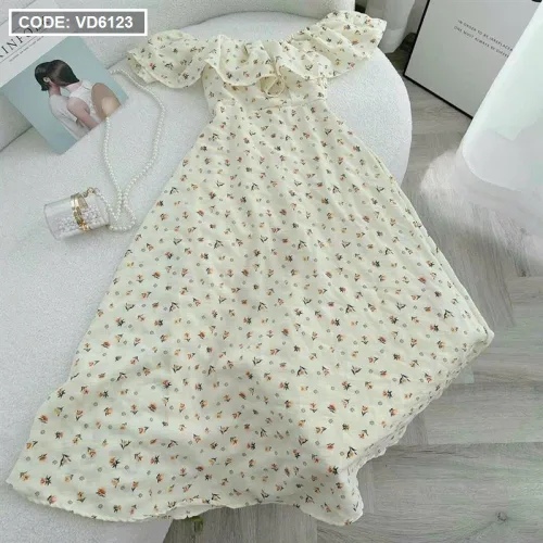 Đầm maxi hoa bẹt vai bèo