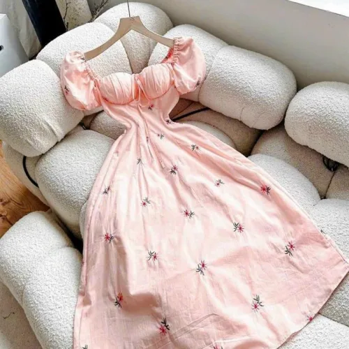 Đầm maxi thêu hoa cúp ngực