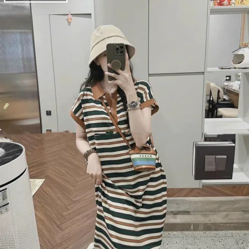 Đầm midi polo sọc viền cổ quảng châu