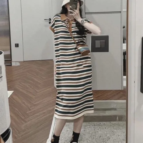 Đầm midi polo sọc viền cổ quảng châu
