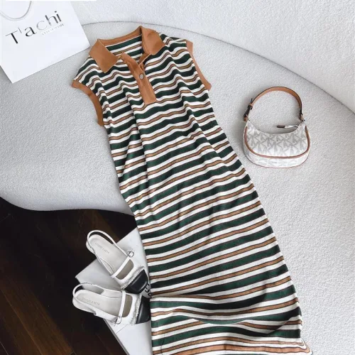Đầm midi polo sọc viền cổ quảng châu