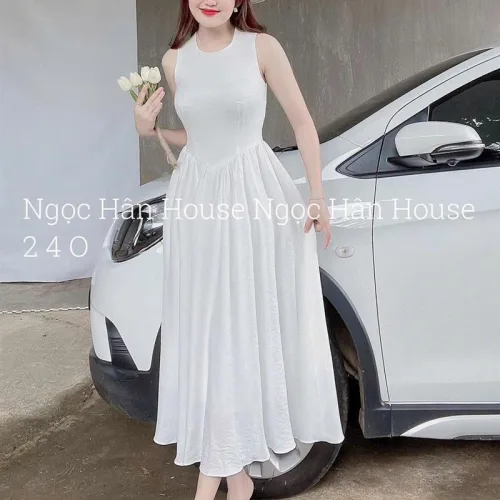 Đầm midi trắng khoét lưng tim