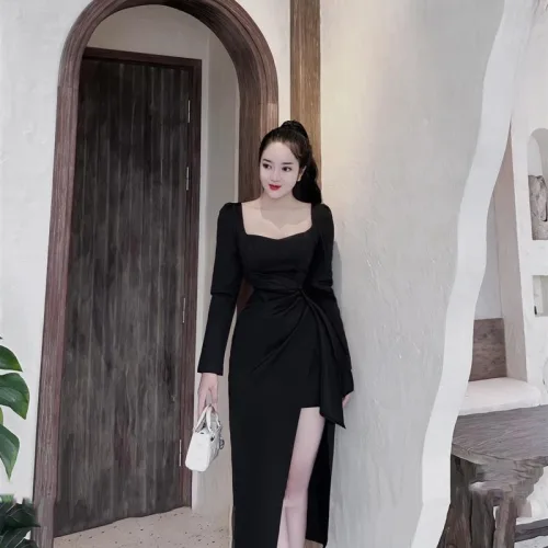 Đầm umi lệch xếp xẻ cao tay dài