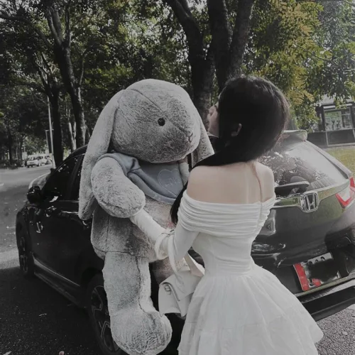 Đầm xoè trễ vai tay dài 2 màu