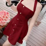 Đầm yếm đính nút trái tim