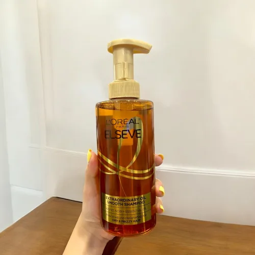 Dầu Gội Loreal Paris Elseve Extraordinary Oil Smooth Giúp Tóc Suông Mượt 440ml Loreal