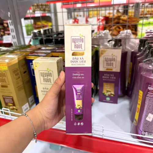 Dầu Xả Dược Liệu Nguyên Xuân Chắc Khỏe Cho Tóc Yếu 150ml - Màu Tím