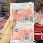 Dây 12 Gói Nước Xả Vải Comfort Hương Thanh Nhã Thơm Mát 18ml/Gói - Màu Hồng Phấn
