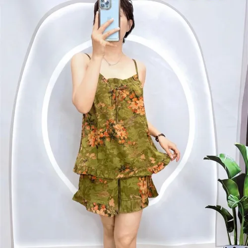 Đồ bộ áo hai dây quần đùi vải tonl