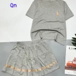 đồ bộ chân váy có sọc dưới áo tay ngắn cổ V