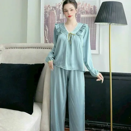 Đồ bộ latin quần dài áo tay dài cổ v ren trắng màu trơn