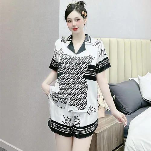 Đồ bộ mặc nhà quần đùi áo tay ngắn cổ bẻ hoạ tiết dể thương