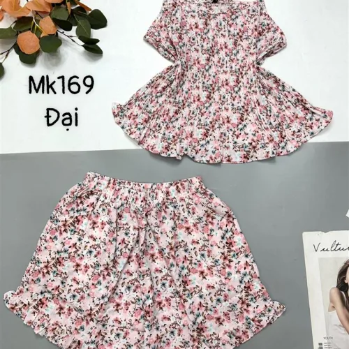 Đồ bộ mango quần đùi áo hai dây in hoạ tiết bông nhỏ