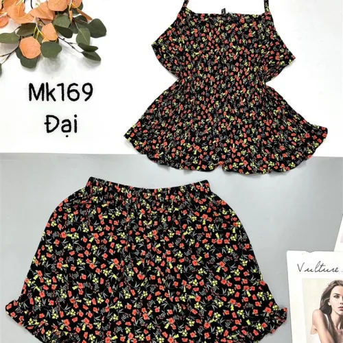 Đồ bộ mango quần đùi áo hai dây in hoạ tiết bông nhỏ