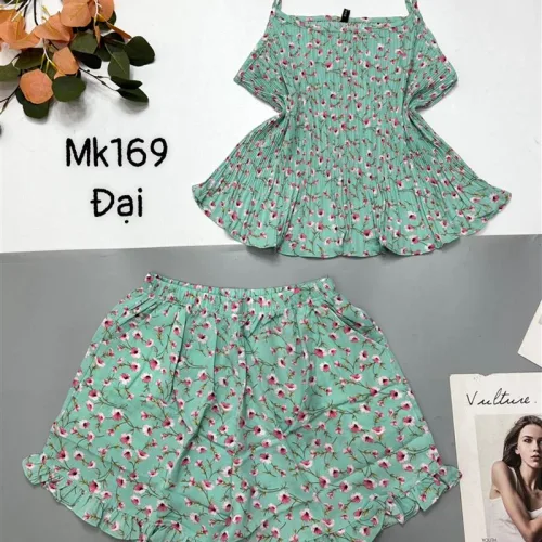 Đồ bộ mango quần đùi áo hai dây in hoạ tiết bông nhỏ