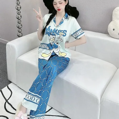 Đồ bộ pijama latin quần dài áo tay ngắn cổ bẻ in hình dể thương