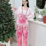 Đồ bộ pijama quần dài áo tay dài cổ vuông in hình