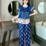 Đồ bộ pijama quần dài áo tay ngắn cổ tròn viền nhún in hoạ tiết