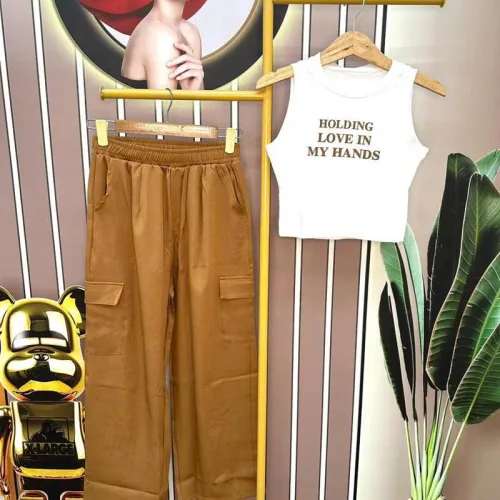Đồ bộ quần dài áo crop ba lỗ in chữ