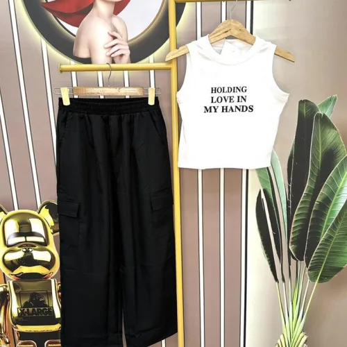 Đồ bộ quần dài áo croptop sát nách in chữ