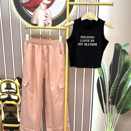 Đồ bộ quần dài áo croptop sát nách in chữ