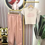 Đồ bộ quần dài áo croptop tay ngắn in chữ