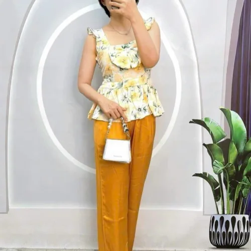 Đồ bộ quần dài áo dây cổ vuông hoạ tiết