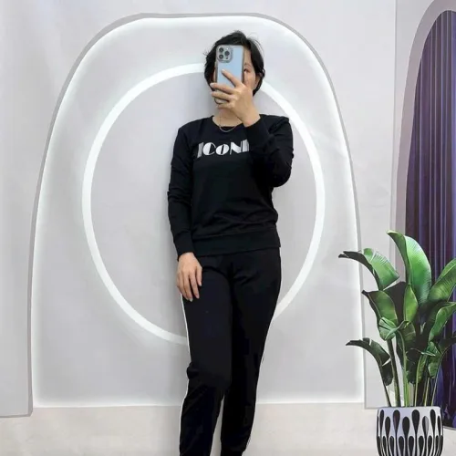 Đồ bộ quần dài áo tay dài cổ tròn in chữ