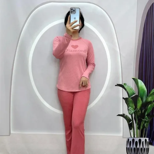 Đồ bộ quần dài áo tay dài cổ tròn in chữ
