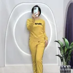 Đồ bộ quần dài áo tay dài cổ tròn in chữ