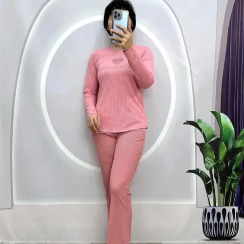 Đồ bộ quần dài áo tay dài cổ tròn in hình tim