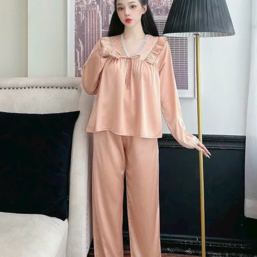Đồ bộ quần dài áo tay dài cổ v phối ren màu trơn