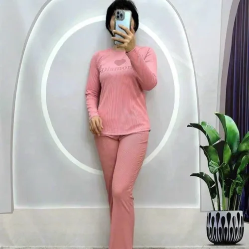 Đồ bộ quần dài áo tay dài in hình trái tim trước ngực