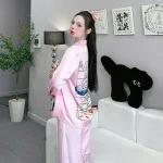 đồ bộ quần dài áo tay dài vải latin hình labubu