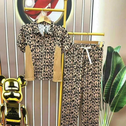 Đồ bộ quần dài áo tay ngắn cổ bẻ hoạ tiết