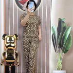 Đồ bộ quần dài áo tay ngắn cổ tròn hoạ tiết