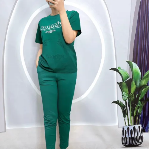 Đồ bộ quần dài áo tay ngắn cổ tròn in chữ