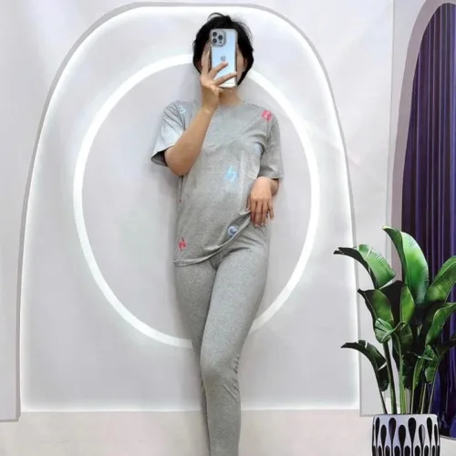 Đồ bộ quần dài áo tay ngắn cổ tròn in chữ
