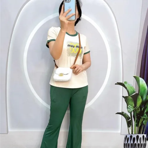 Đồ bộ quần dài áo tay ngắn cổ tròn in hình