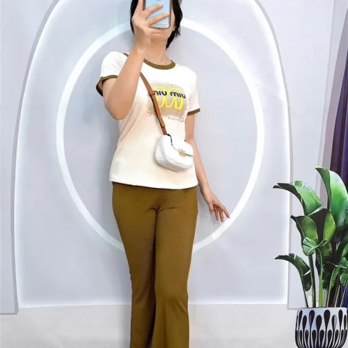 Đồ bộ quần dài áo tay ngắn cổ tròn in hình