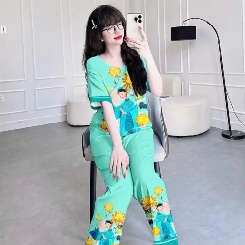 Đồ bộ quần dài áo tay ngắn cổ tròn in hình