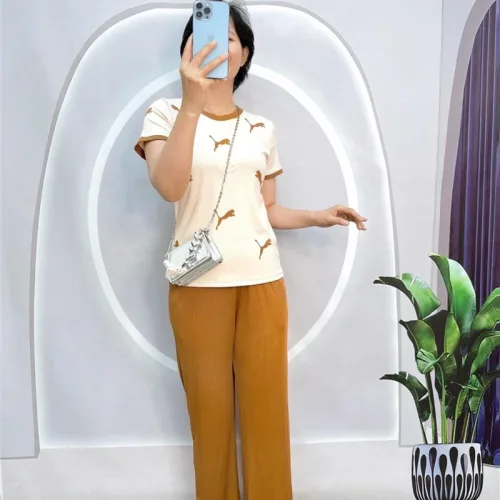 Đồ bộ quần dài áo tay ngắn cổ tròn in hình