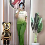 Đồ bộ quần dài áo tay ngắn cổ tròn in hình