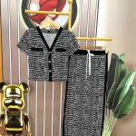 Đồ bộ quần dài áo tay ngắn cổ v hoạ tiết