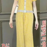 Đồ bộ quần dài áo tay ngắn cổ vuông caro phối nút