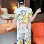 Đồ bộ quần dài áo tay ngắn cổ vuông hoạ tiết